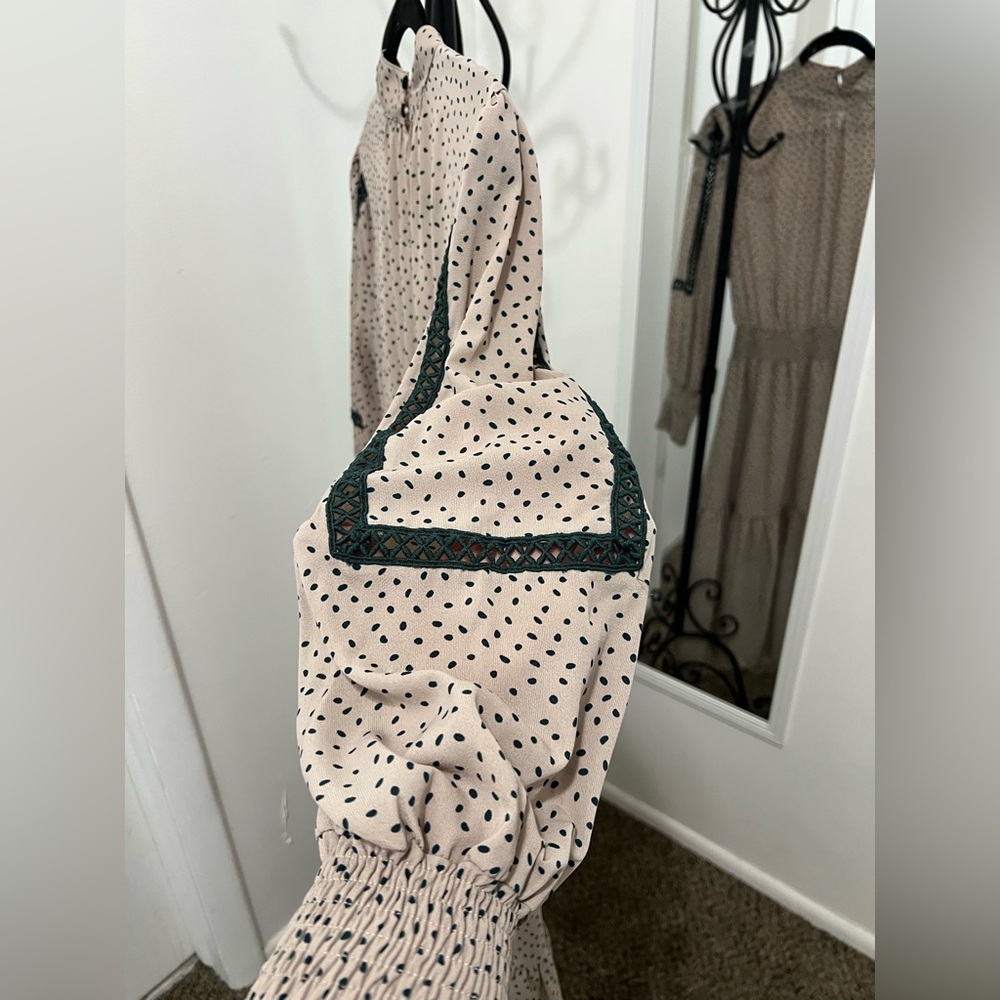 Olive Mauve Stylish Polka Dot Dress - Picture 5 of 10